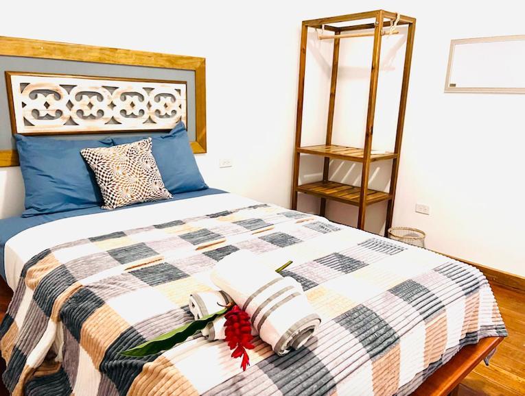 Отель Casa Le Parc - Main Street Бокас-дель-Торо Экстерьер фото
